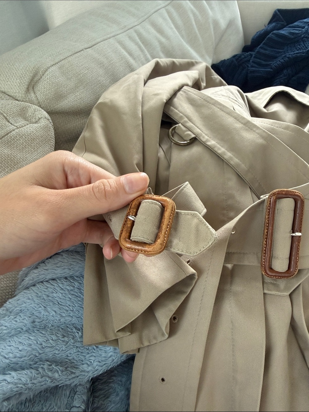 Vintage Burberrys Trench Coat - Picture 7 of 11
